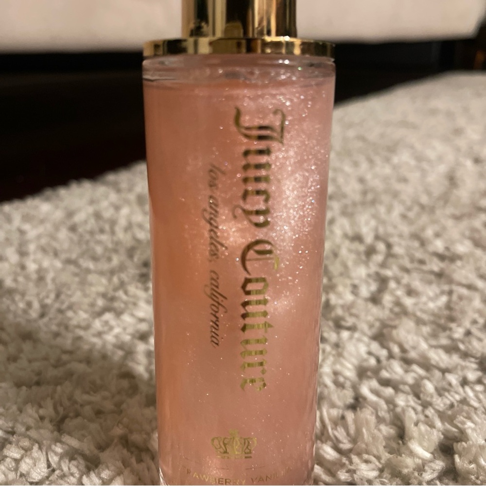 Juicy Couture Strawberry Vanilla Collagen  Body Oil 4 Fl Oz No Cap New - Picture 2 of 4